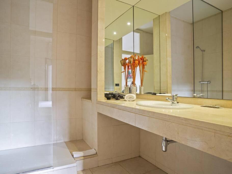 ¡Apartamento En El Centro De Barcelona! エクステリア 写真