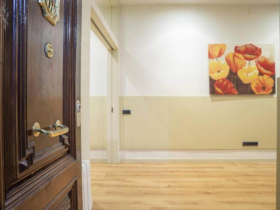 ¡Apartamento En El Centro De Barcelona! エクステリア 写真